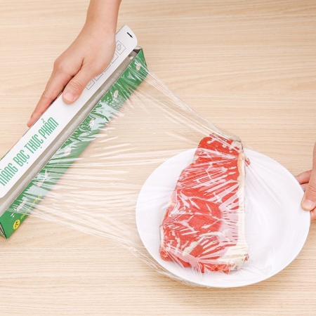 MÀNG PE BỌC THỰC PHẨM TẠI SÀI GÒN VÀ MÀNG PE CÔNG NGHIỆP KHÁC NHAU RA SAO?